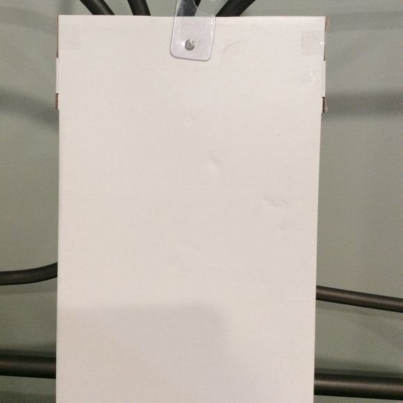 BOGO FREE🌸New Fetco Frame 16 3/4 L x 8 3/4 wide🌸 - Picture 3 of 4